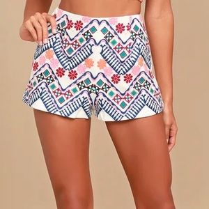 Lulus high waist embroidered shorts. NWT